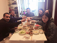 共进晚餐 共进晚餐